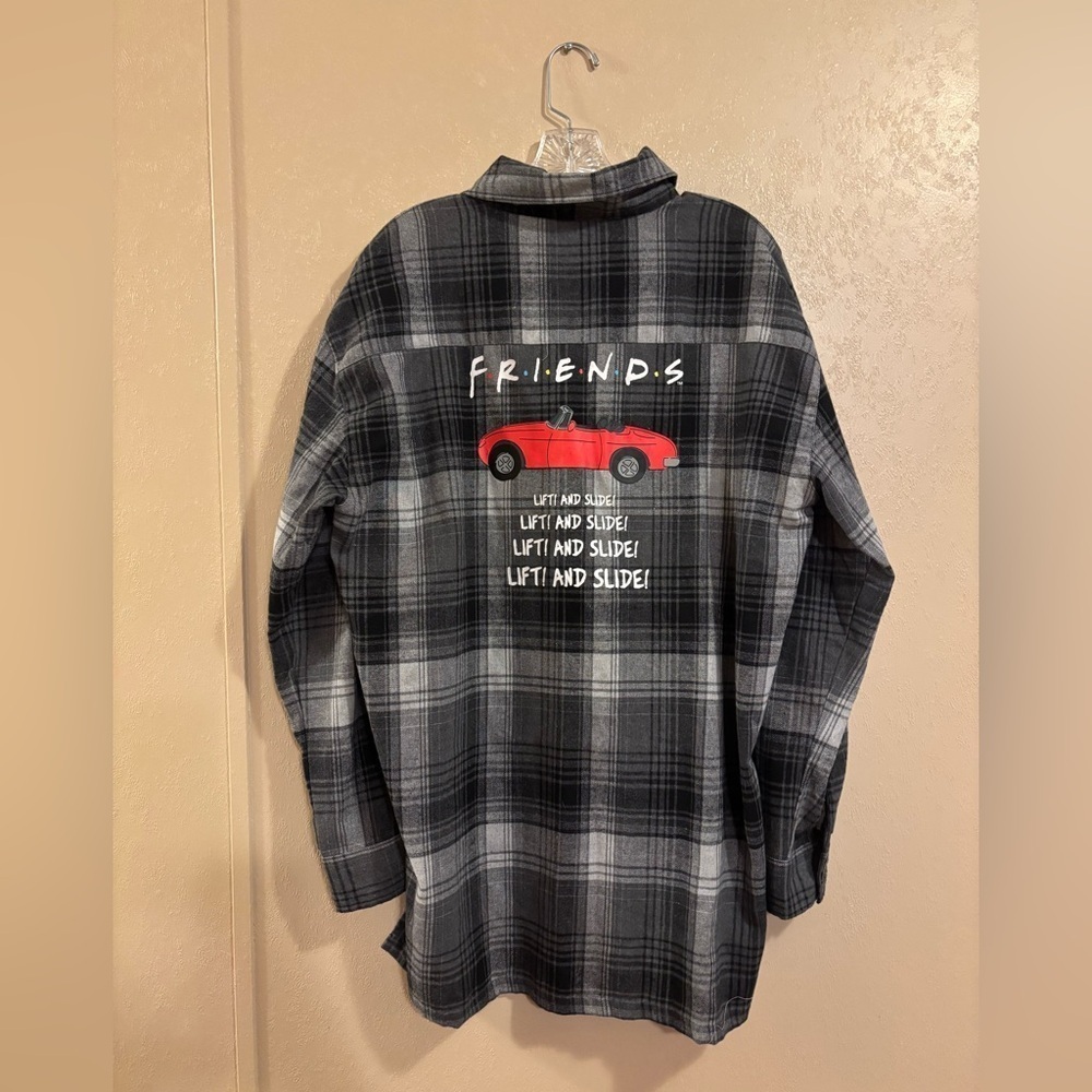 NWT Friends Oversized Plaid Long Sleeve Button Up Shirt sz S